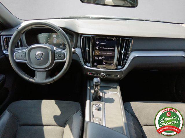 VOLVO V60 D3 Sensus Momentum Led Navi In Arrivo