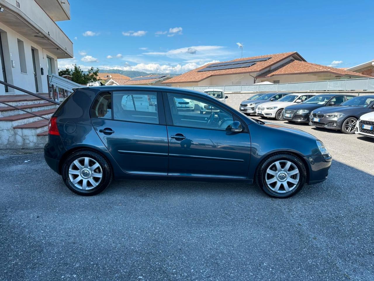 Volkswagen Golf 1.9 TDI 5p. Sportline