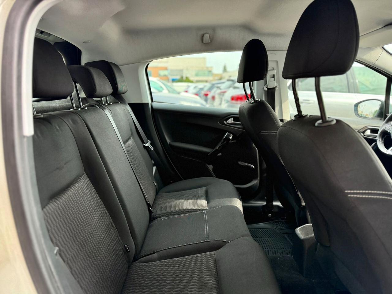 Peugeot 208 BlueHDi 75 S&S 5 porte Active