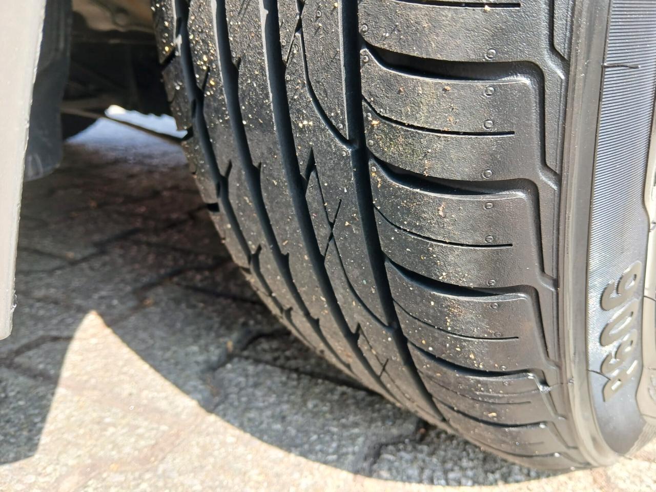 Alfa Romeo MiTo 1.4 8V ADATTA PER NEOPATENTATI CON GARANZIA 12 MESI E POSSIBILITA' DI ESTENSIONE FINO A 36 MESI!!!