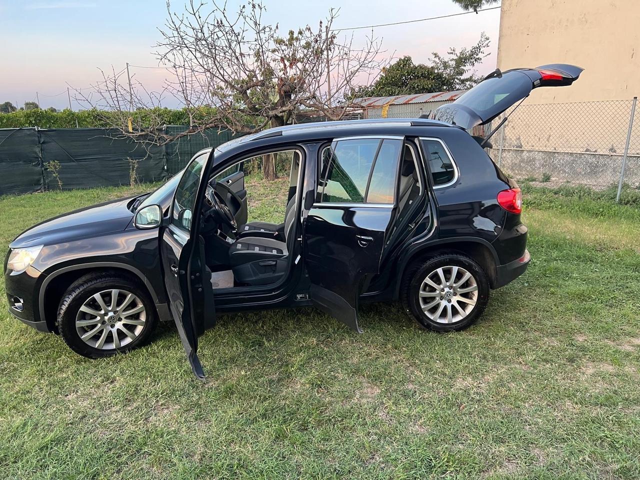 Volkswagen Tiguan 2.0 TDI DPF 4MOTION Sport & Style