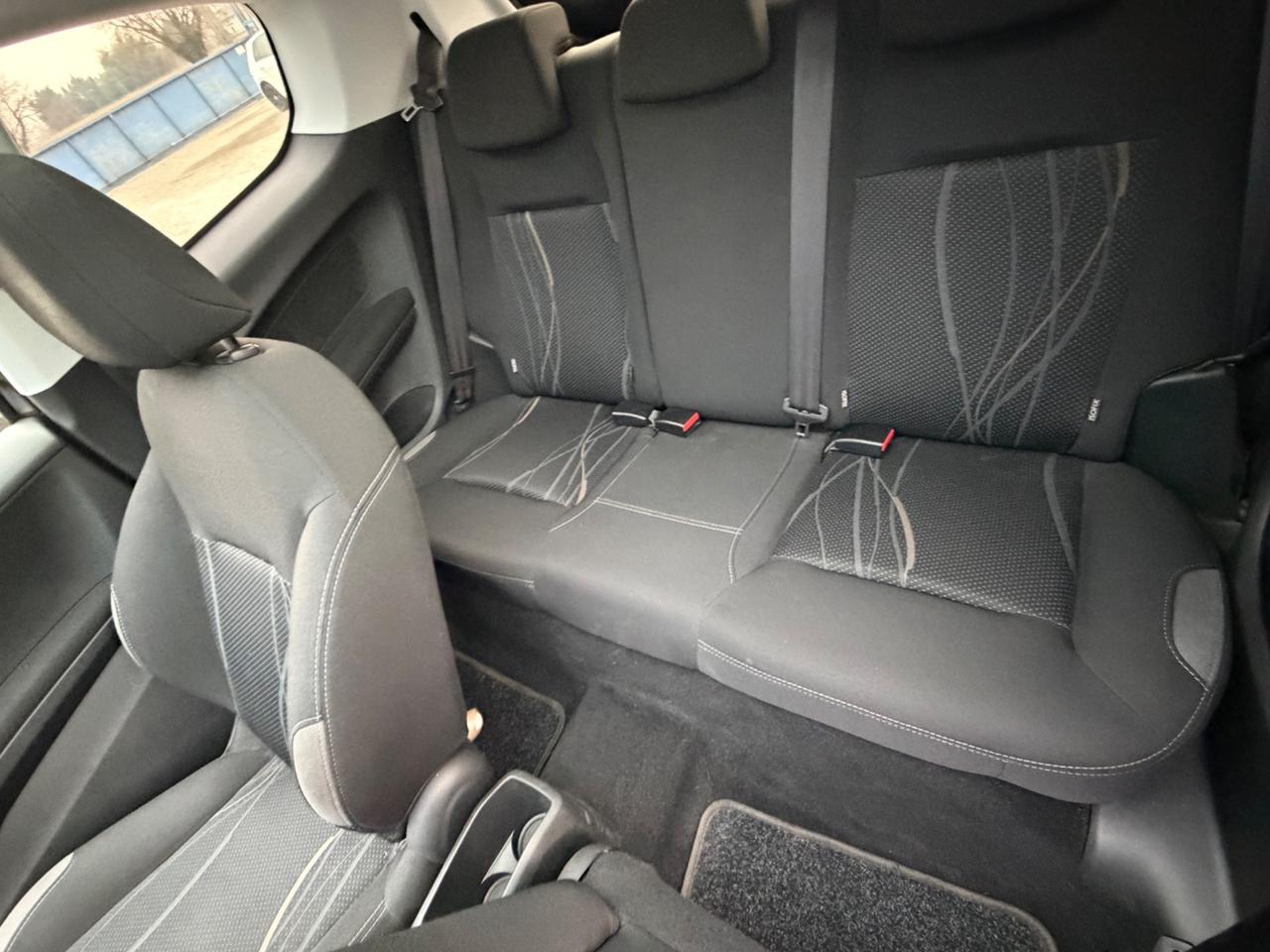 Peugeot 208 1.2 VTi 82 CV 5 porte Access