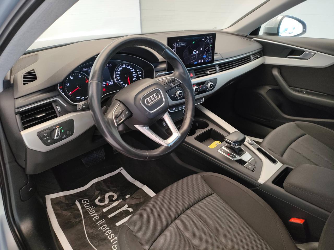 AUDI A4 V 2019 Avant - A4 Avant 30 2.0 tdi mhev Business 136cv s-tronic