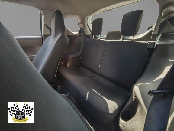 Toyota iQ 1.0