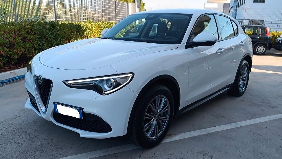 Alfa Romeo Stelvio 2.2 Turbodiesel 160 CV AT8 RWD Business