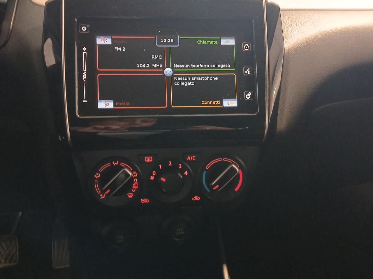 Suzuki Swift 1.2 Hybrid Cool 83 CV