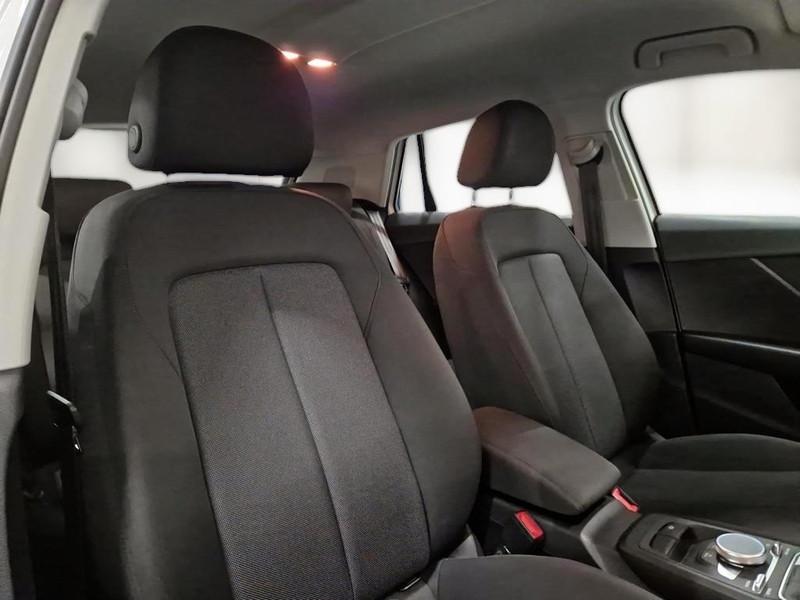 AUDI Q2 2.0 35 TDI BUSINESS S TRONIC QUATTRO
