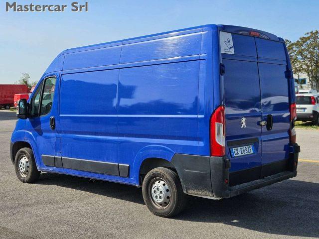 PEUGEOT Boxer 330 L2H2 2.2 BlueHDi 140cv - GK289ZP