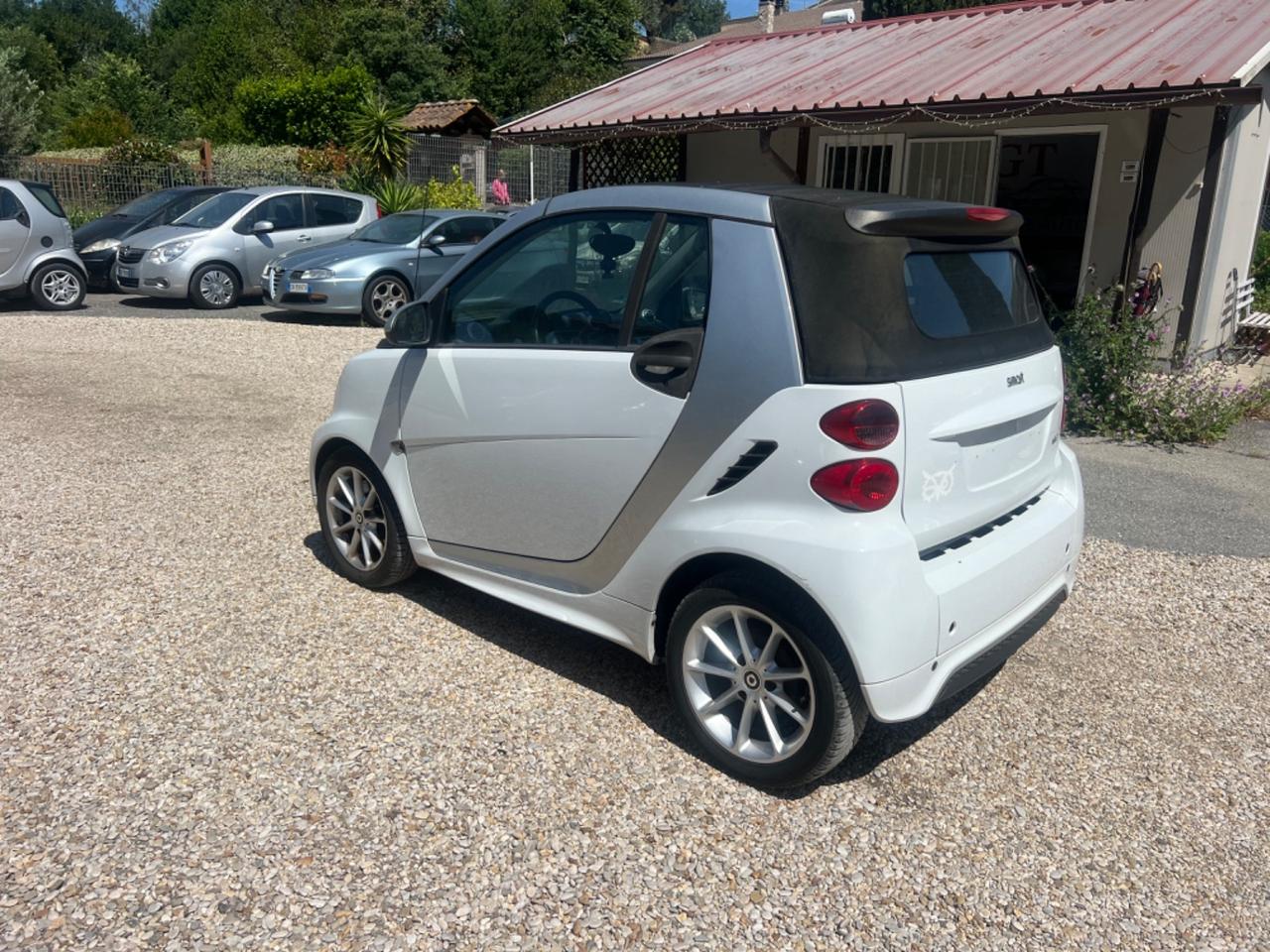 Smart ForTwo 1000 52 kW MHD cabrio passion