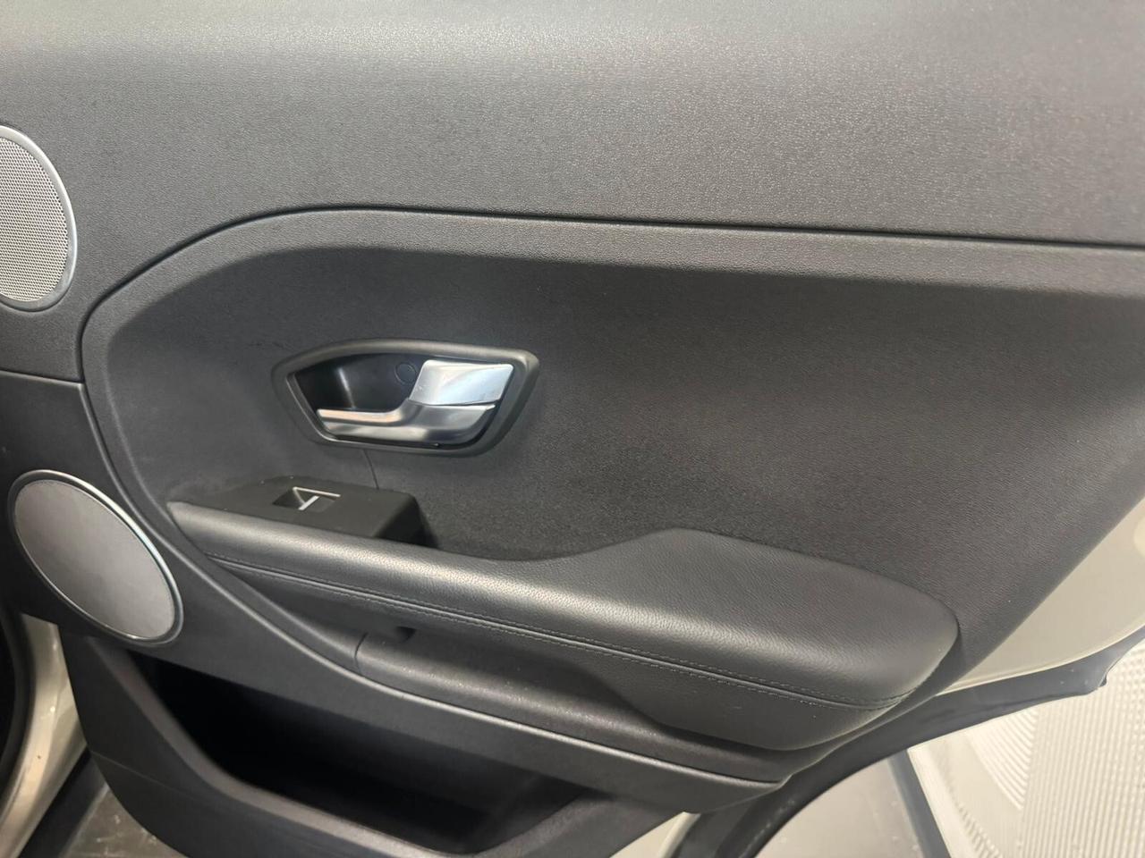 Land Rover Range Evoque 2.2 TD4 5p. Prestige