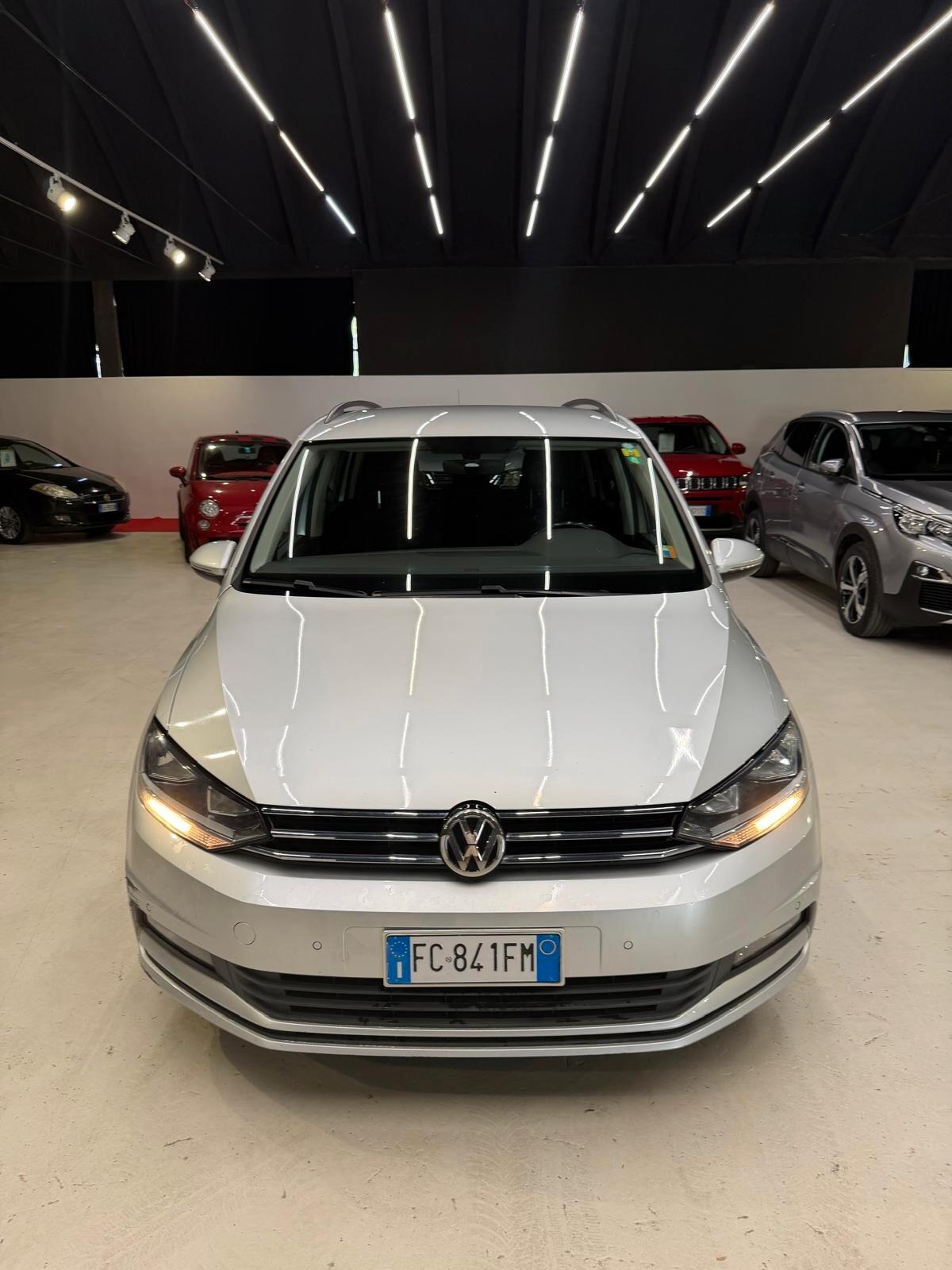 Volkswagen Touran 2.0 TDI 150 CV SCR DSG Comfortline BlueMotion Tech-Neopatentati