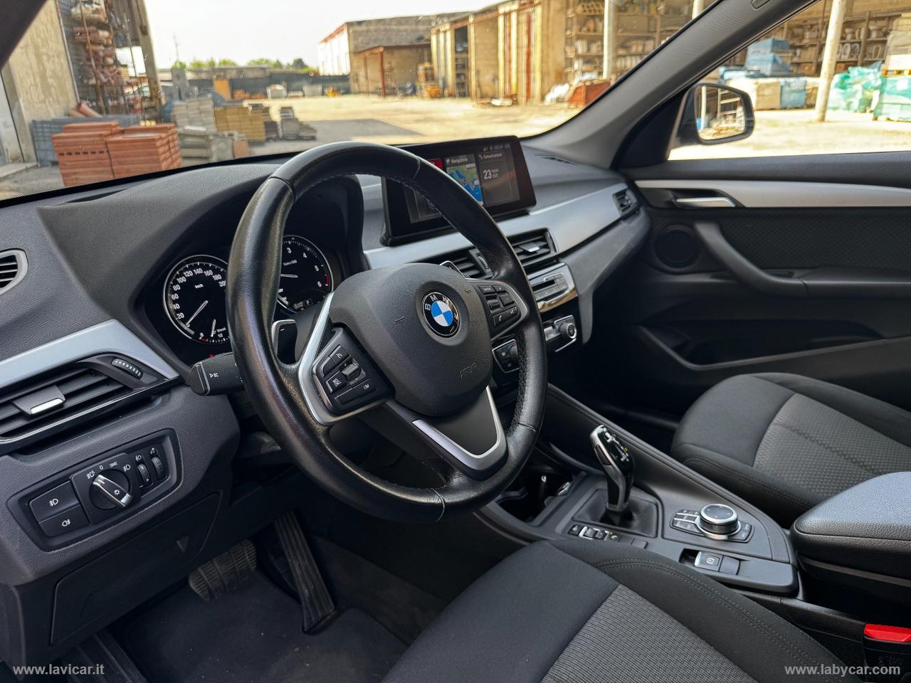BMW X1 sDrive18d Edition Balance