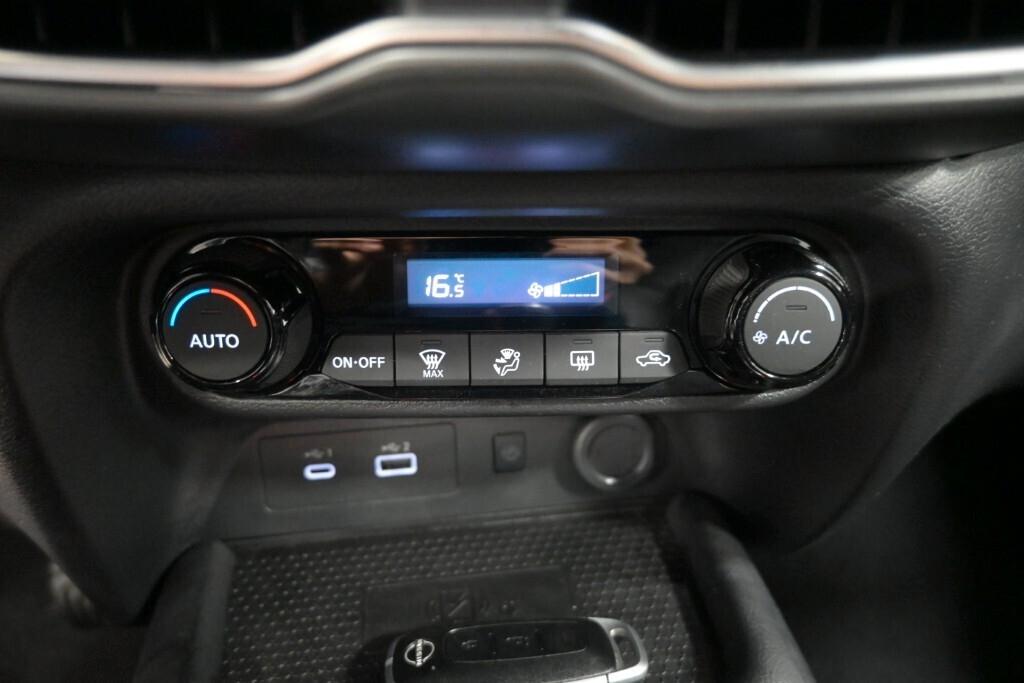 NISSAN JUKE 1.0 DIG-T 114CV N-CONNECTA ( MIRROR - PDC - NAVI - FARI LED - TELECAMERA POST. - DIGITALE COCKPIT )