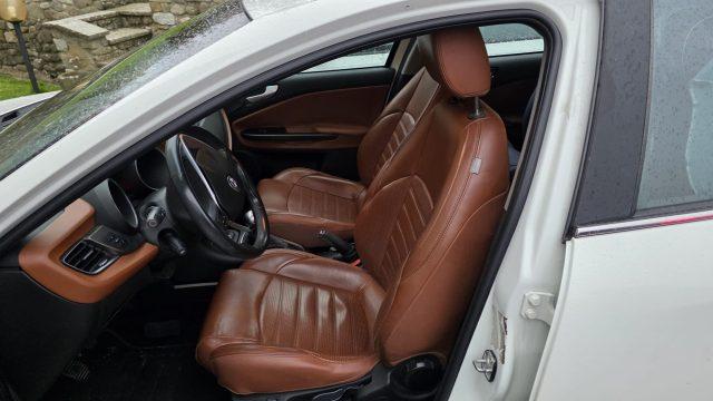 ALFA ROMEO Giulietta 2.0 JTDm-2 150 CV Exclusive PELLE