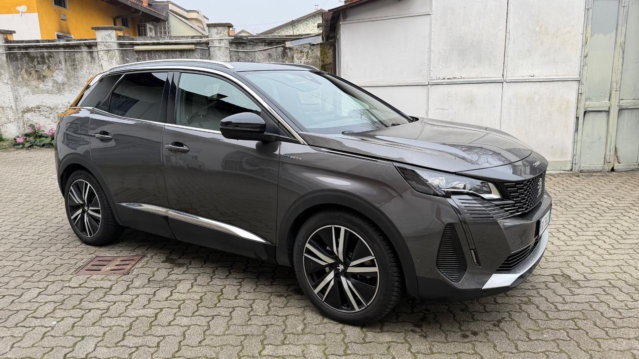 Peugeot 3008 Hybrid4 300 e-EAT8 GT