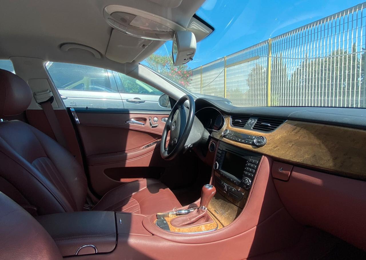 MERCEDES CLS 320 CDI SPORT – 224 CV – SOLO 68.000 KM
