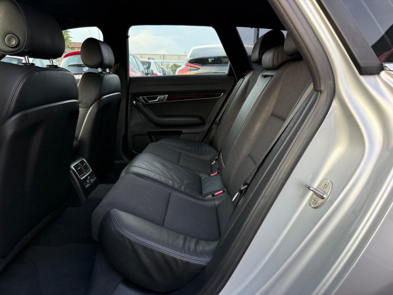 Audi A6 Avant 3.0 V6 TDI quattro SLine