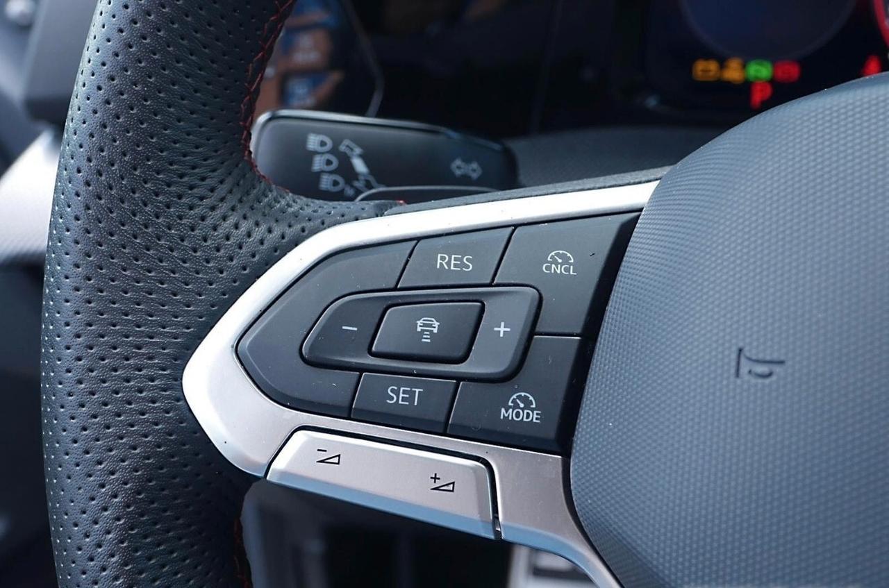 Volkswagen Golf 2.0 8.5 TSI GTI DSG TETTO NAVI