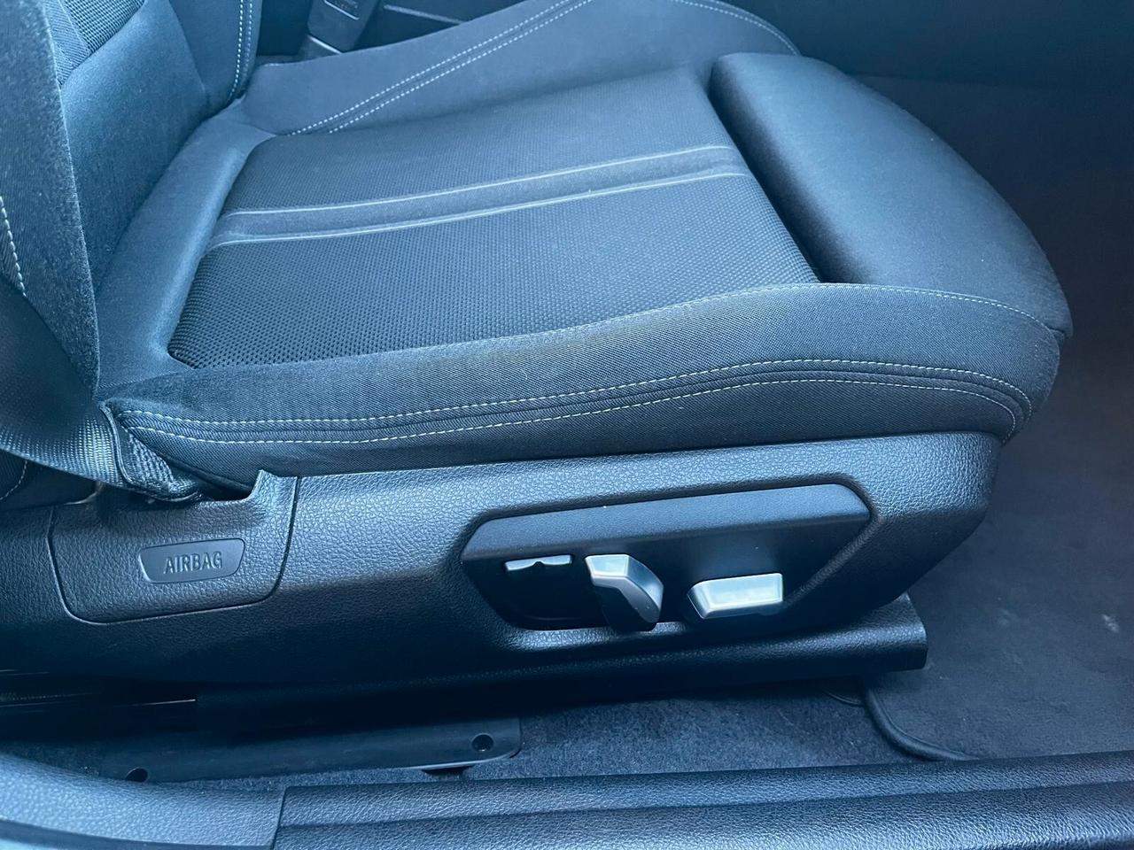 Bmw 118d 5p. Urban
