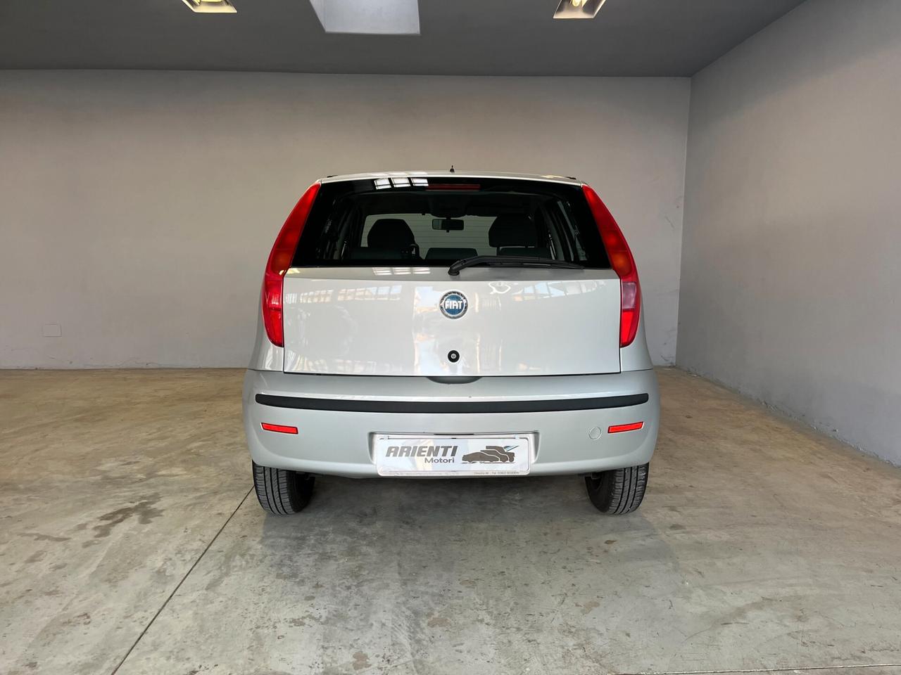 Fiat Punto 1.2cc BENZ 60cv - OK NEOPAT. - 5 PORTE