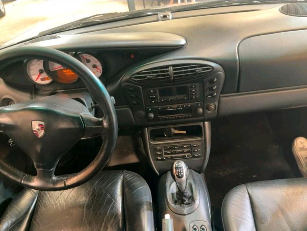 Porsche Boxster 2.7 24V