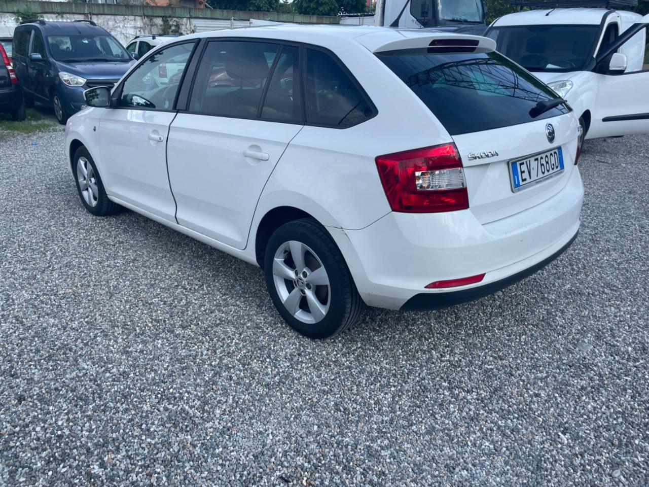Skoda Rapid 1.6 TDI CR 90 CV DSG Elegance