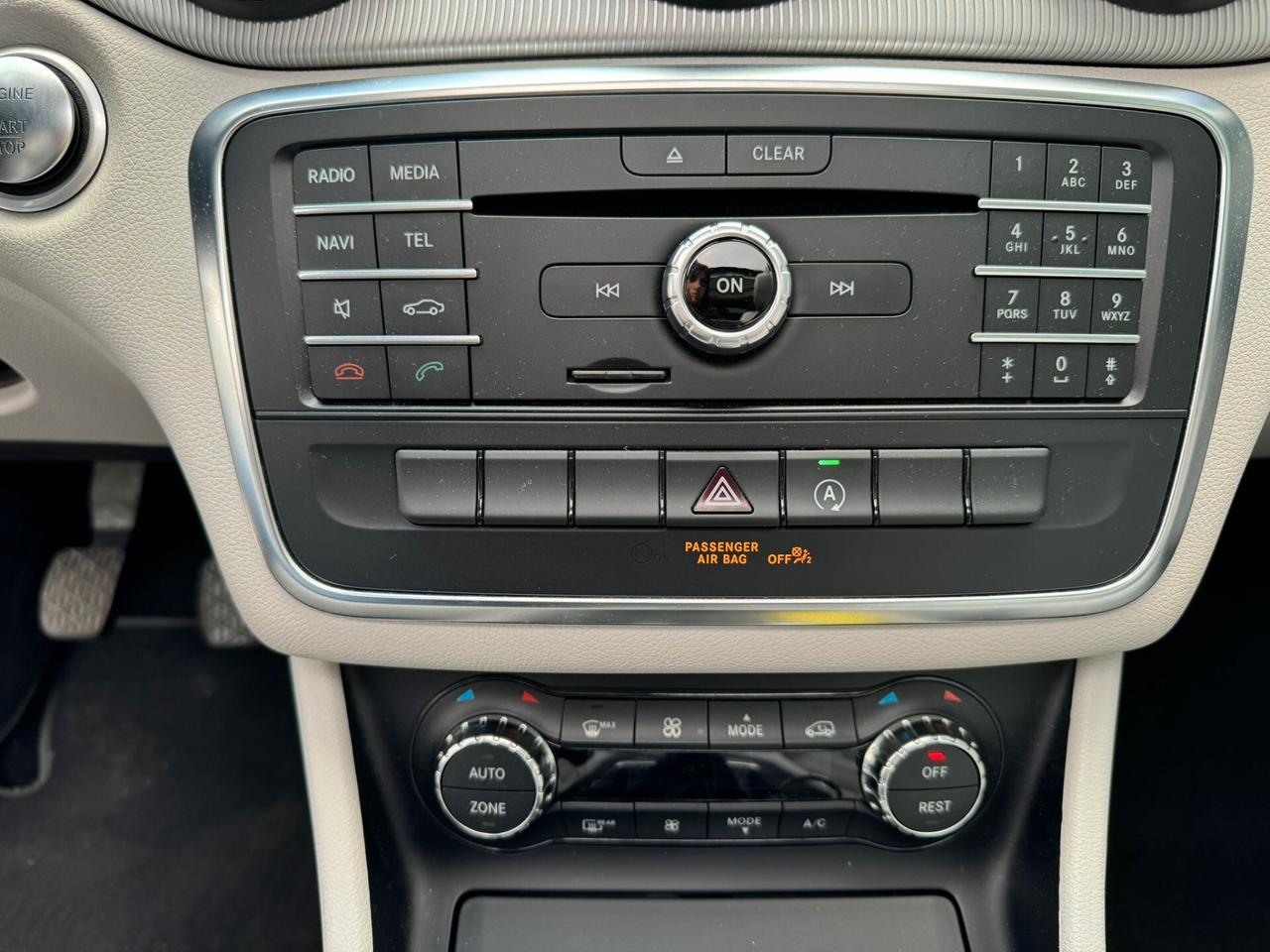 Mercedes-benz GLA 180 d Premium 45.000 km