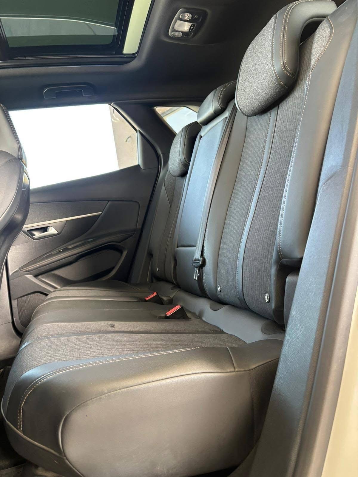 Peugeot 3008 BlueHDi 131cv S&S EAT6 GT Line