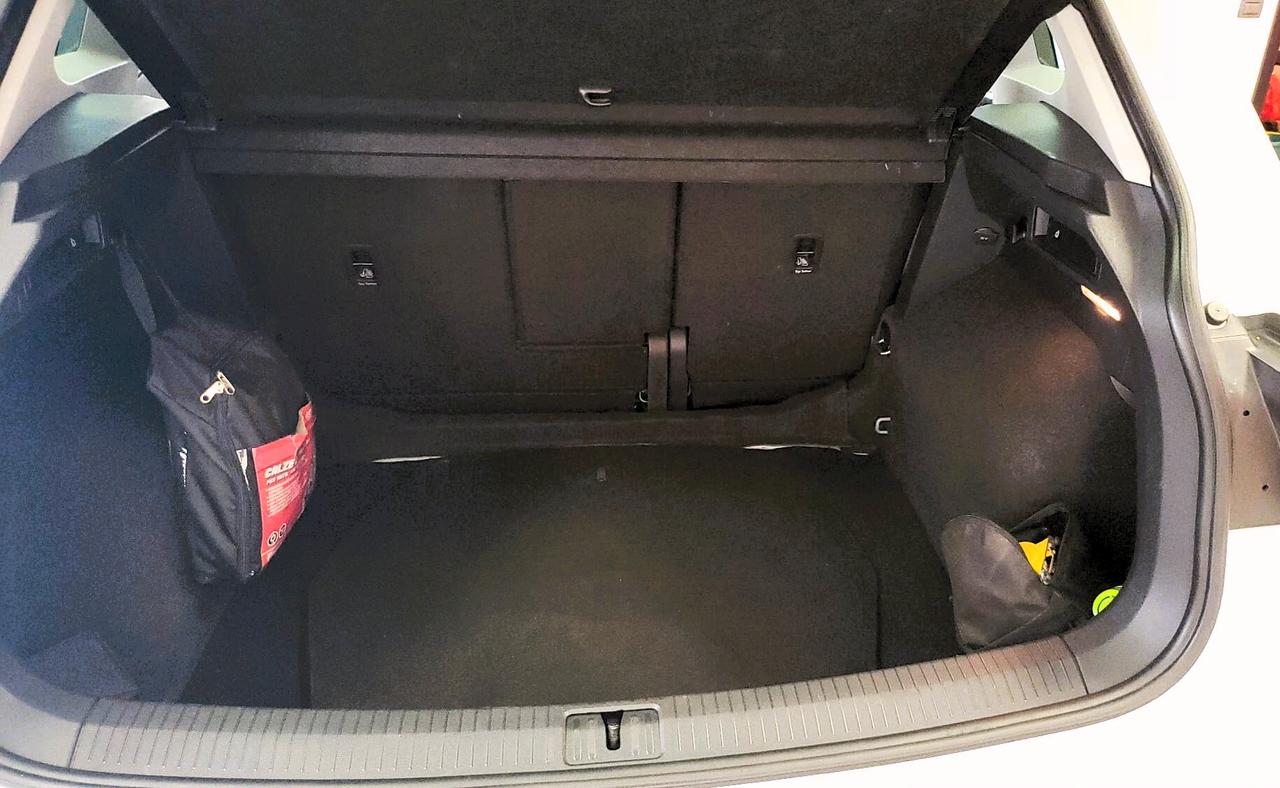 Volkswagen Tiguan R-LINE 1.6 TDI 115CV.