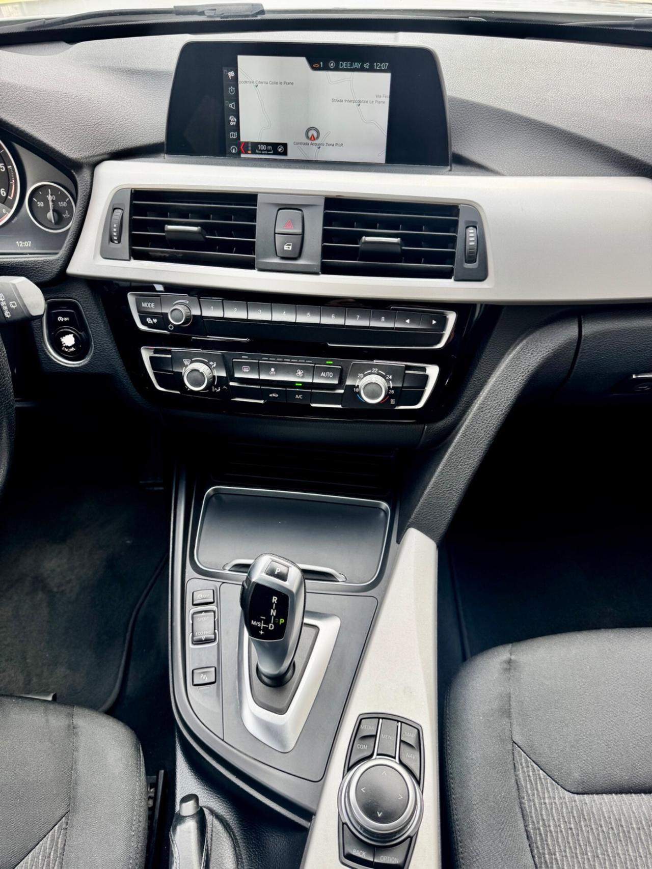 Bmw 320 320d xDrive Touring Business Advantage