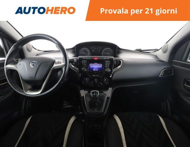 LANCIA Ypsilon 1.2 69 CV 5 porte Gold
