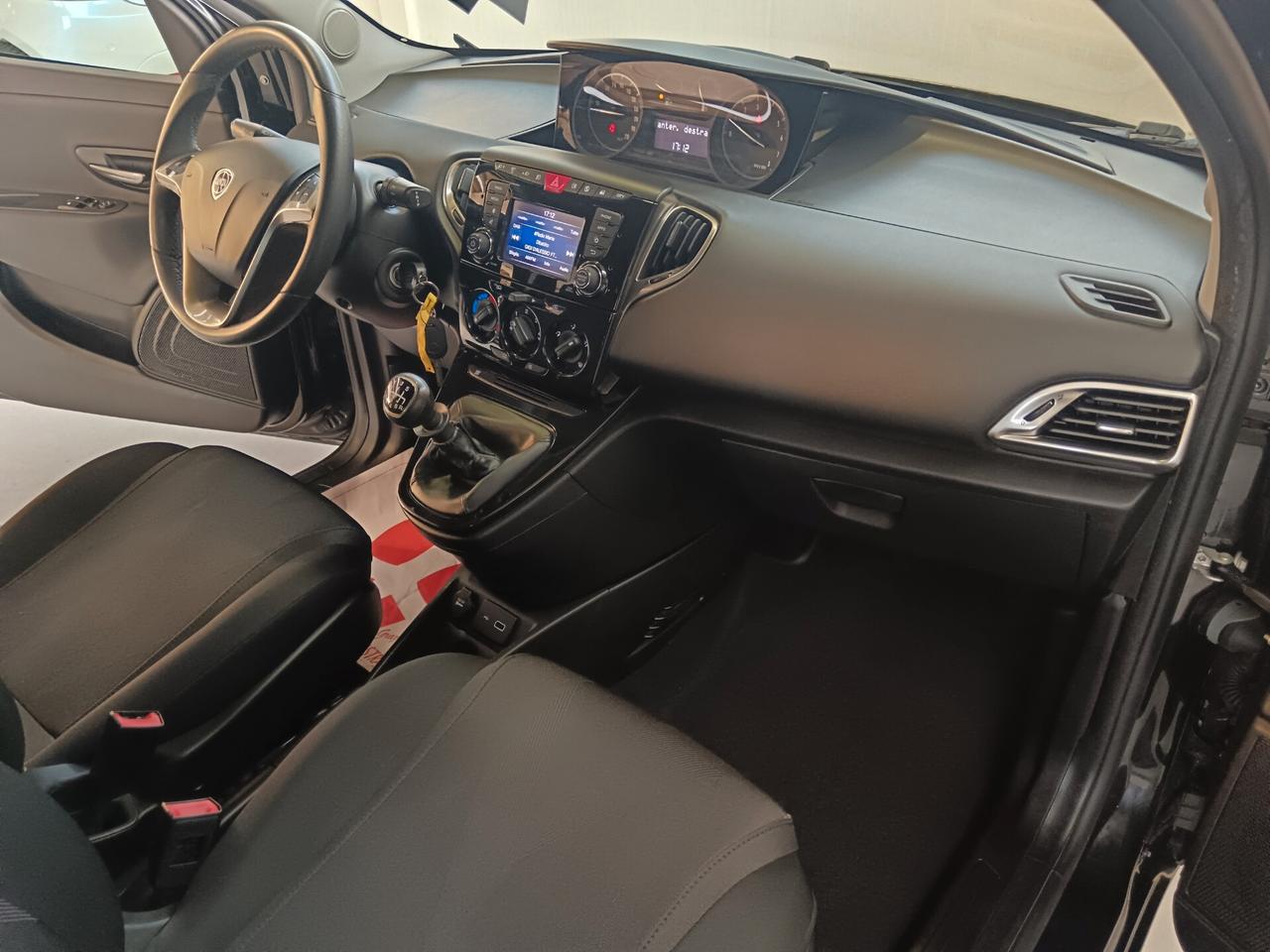 Lancia Ypsilon 1.0 FireFly 5 porte S&S Hybrid Ecochic Gold PREZZO REALE