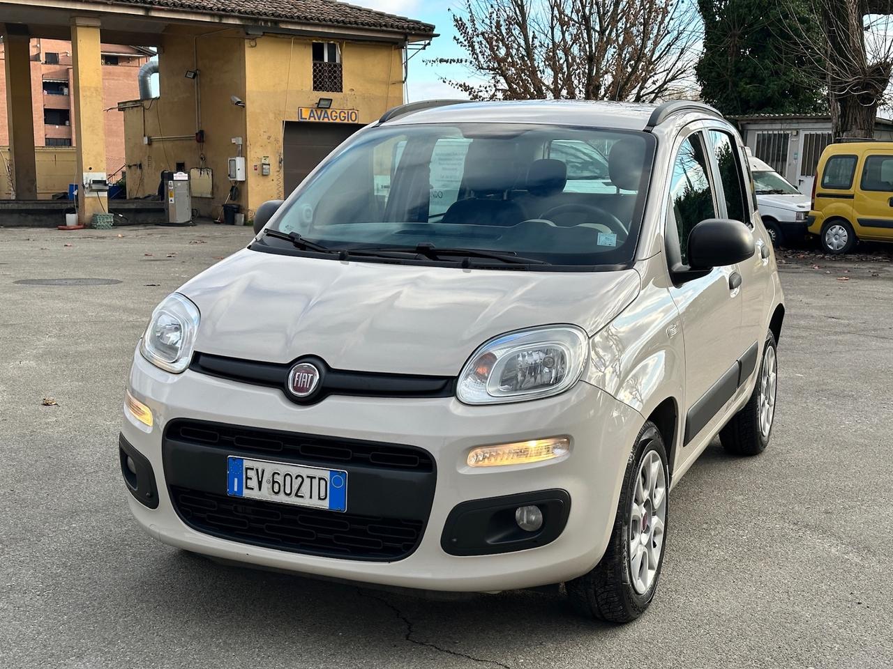 Fiat Panda 0.9 TwinAir Turbo Natural Power Lounge