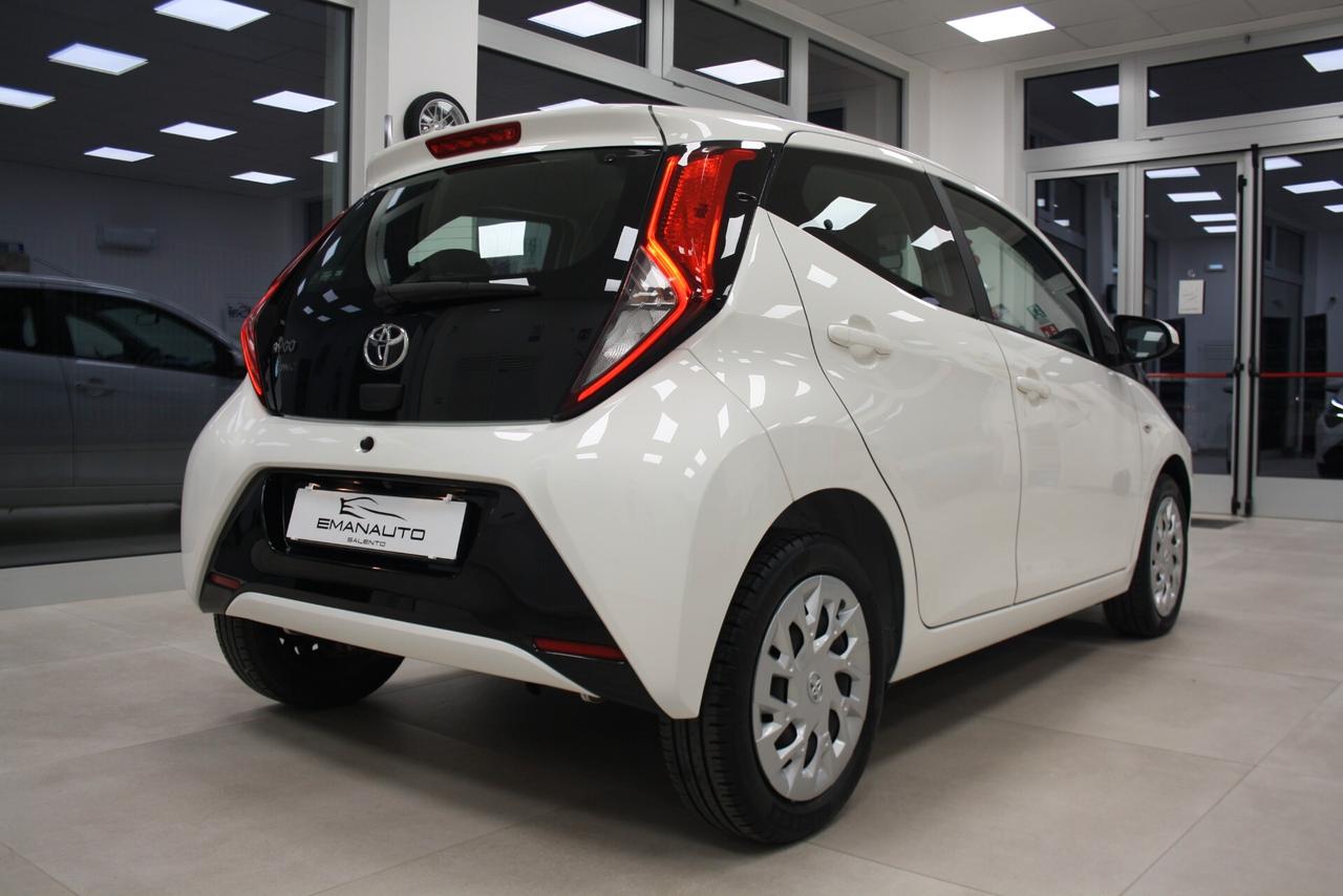 Toyota Aygo 1.0 X-Business *2020