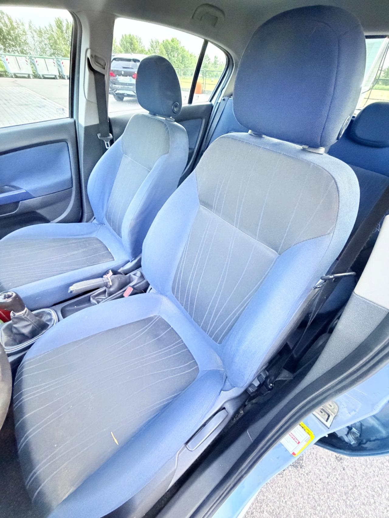 Opel Corsa 1.2 5 porte Cosmo
