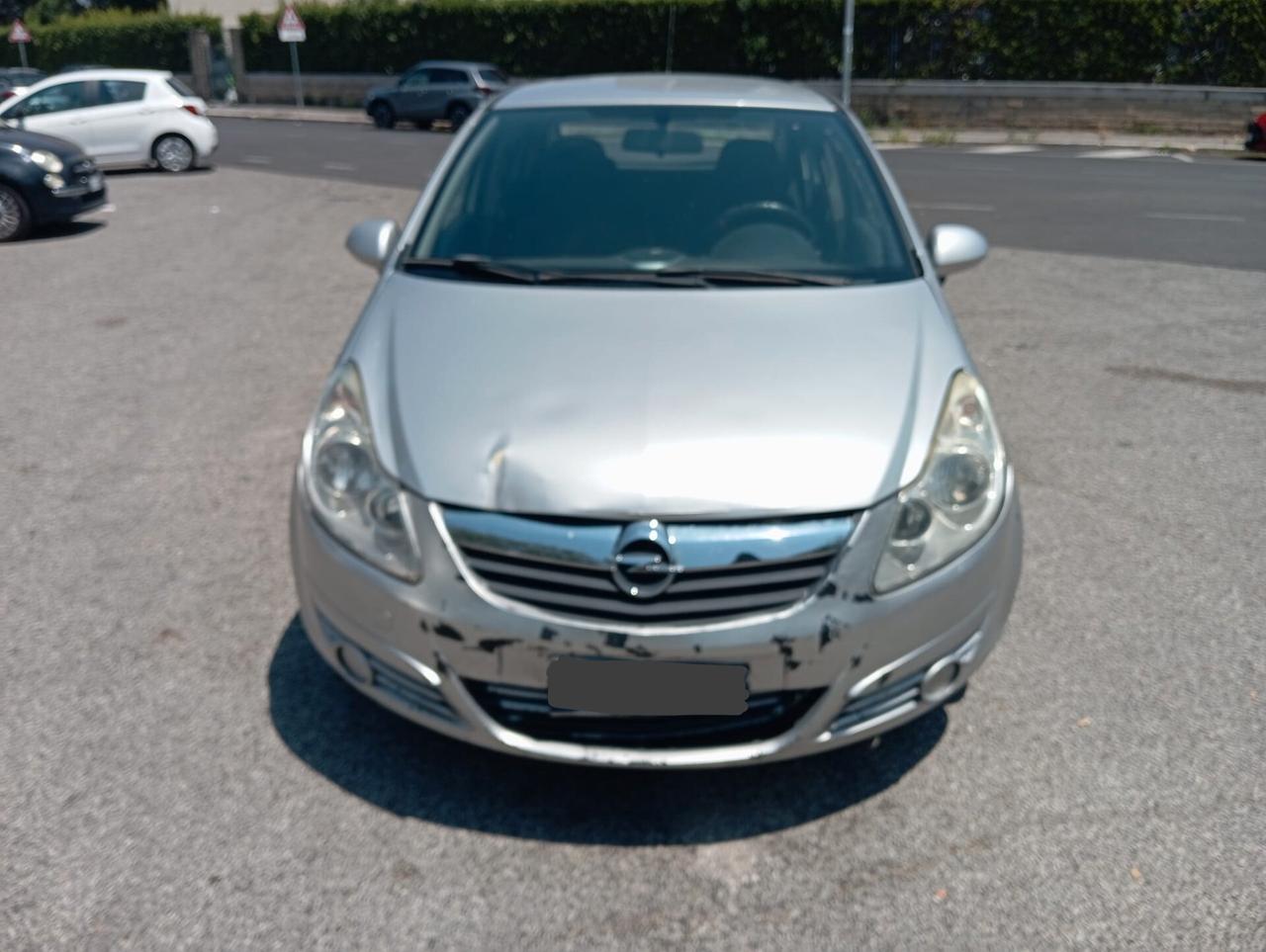Opel Corsa 1.2 5 porte Club