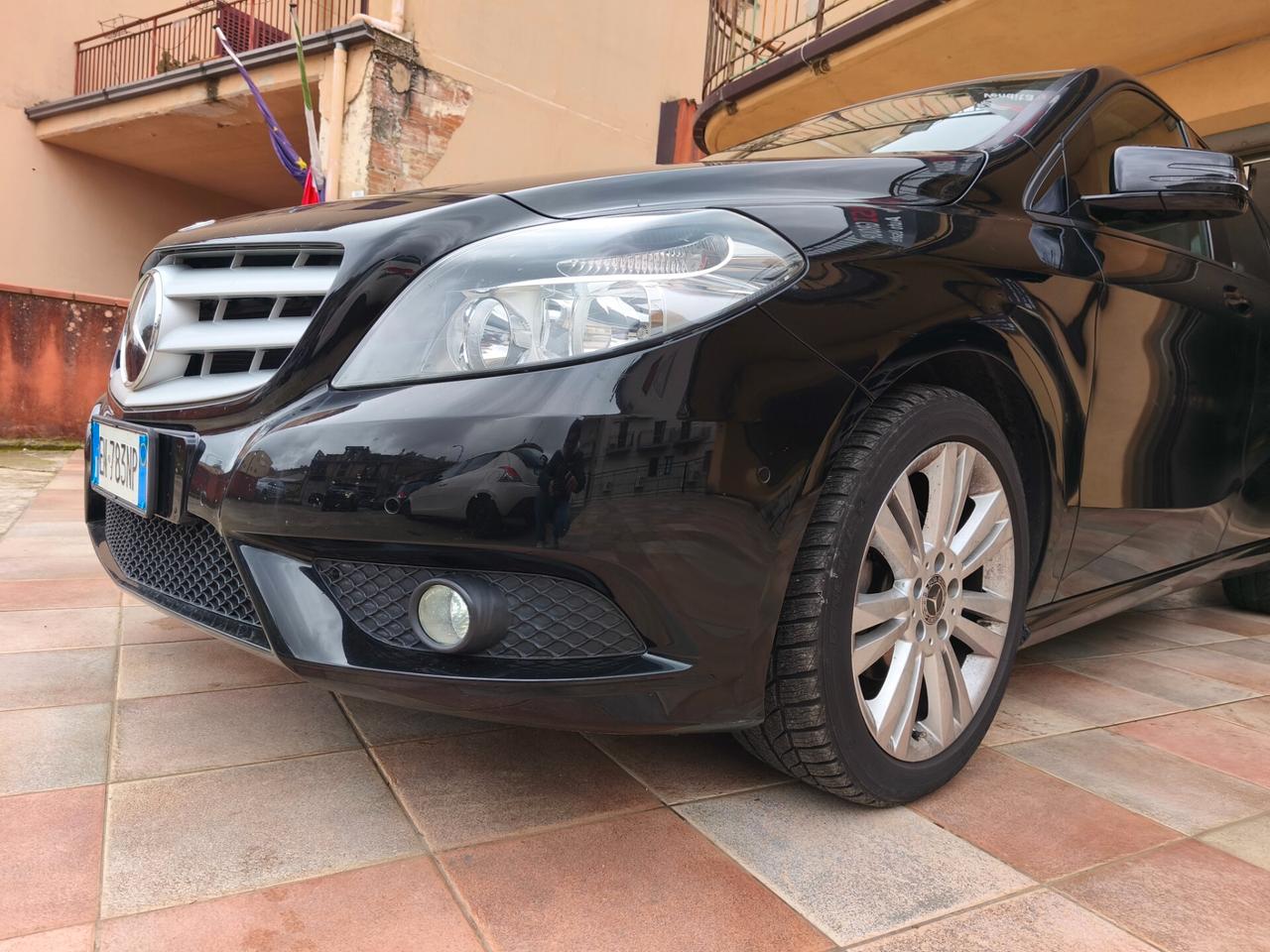 Mercedes-Benz B 180 cdi POCHI KM PROMO COMPRESO PASSAGGIO