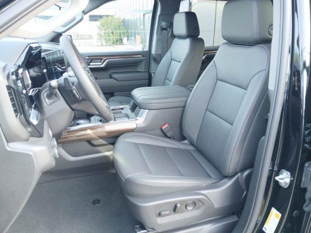 CHEVROLET Silverado 6.2L EcoTec3 V8 LT Trail Boss Z71