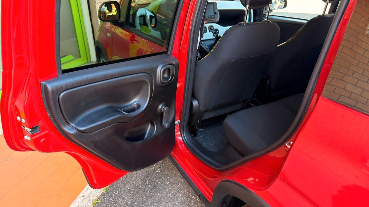 Fiat Panda Cross 1.0 FireFly S&S Hybrid