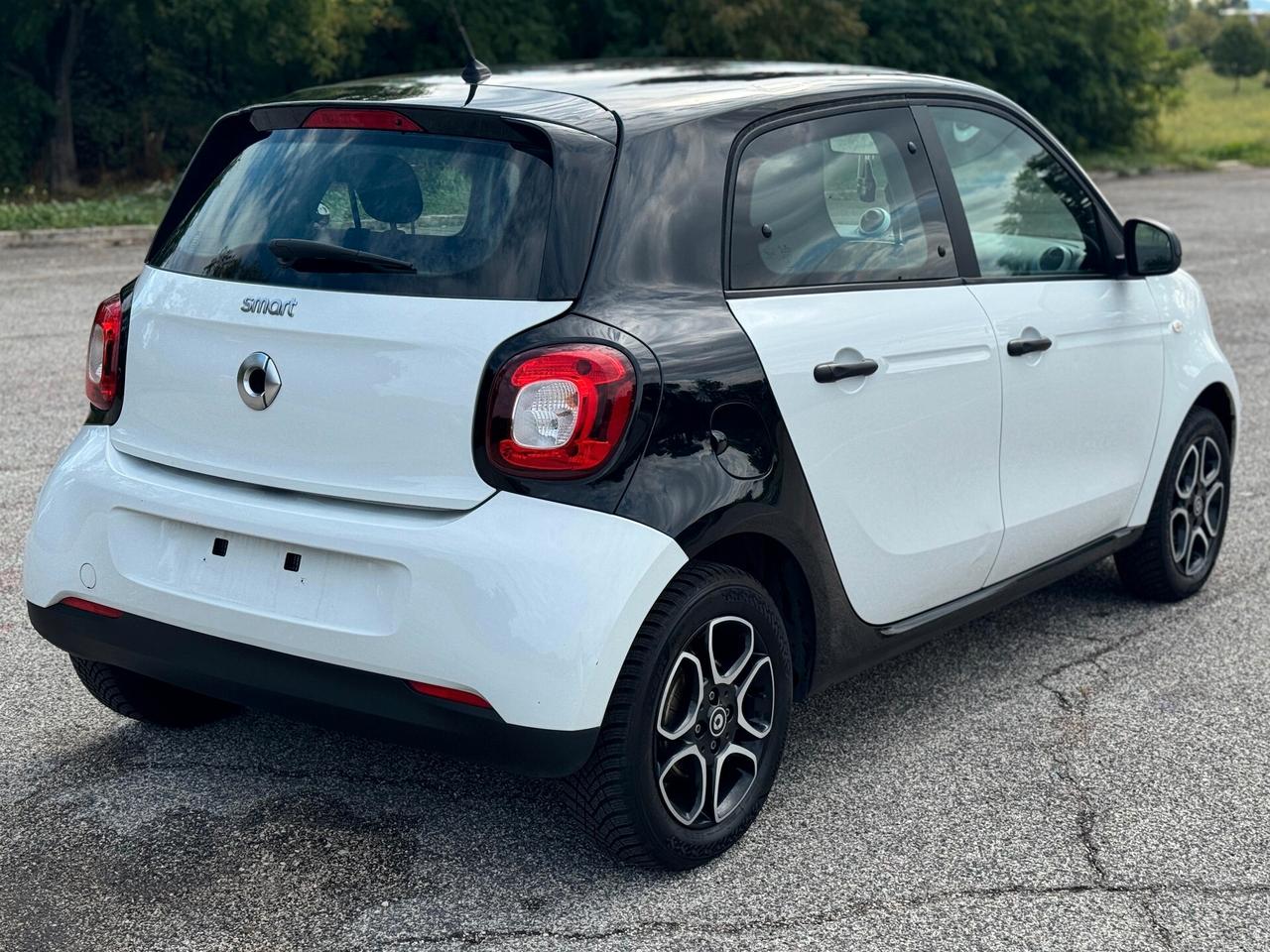 Smart ForFour 70 1.0 Youngster -TUA SENZA VINCOLI-