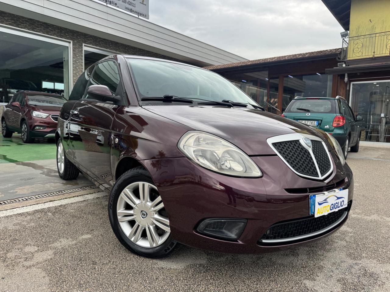 Lancia Ypsilon 1.4 Oro Ecochic GPL