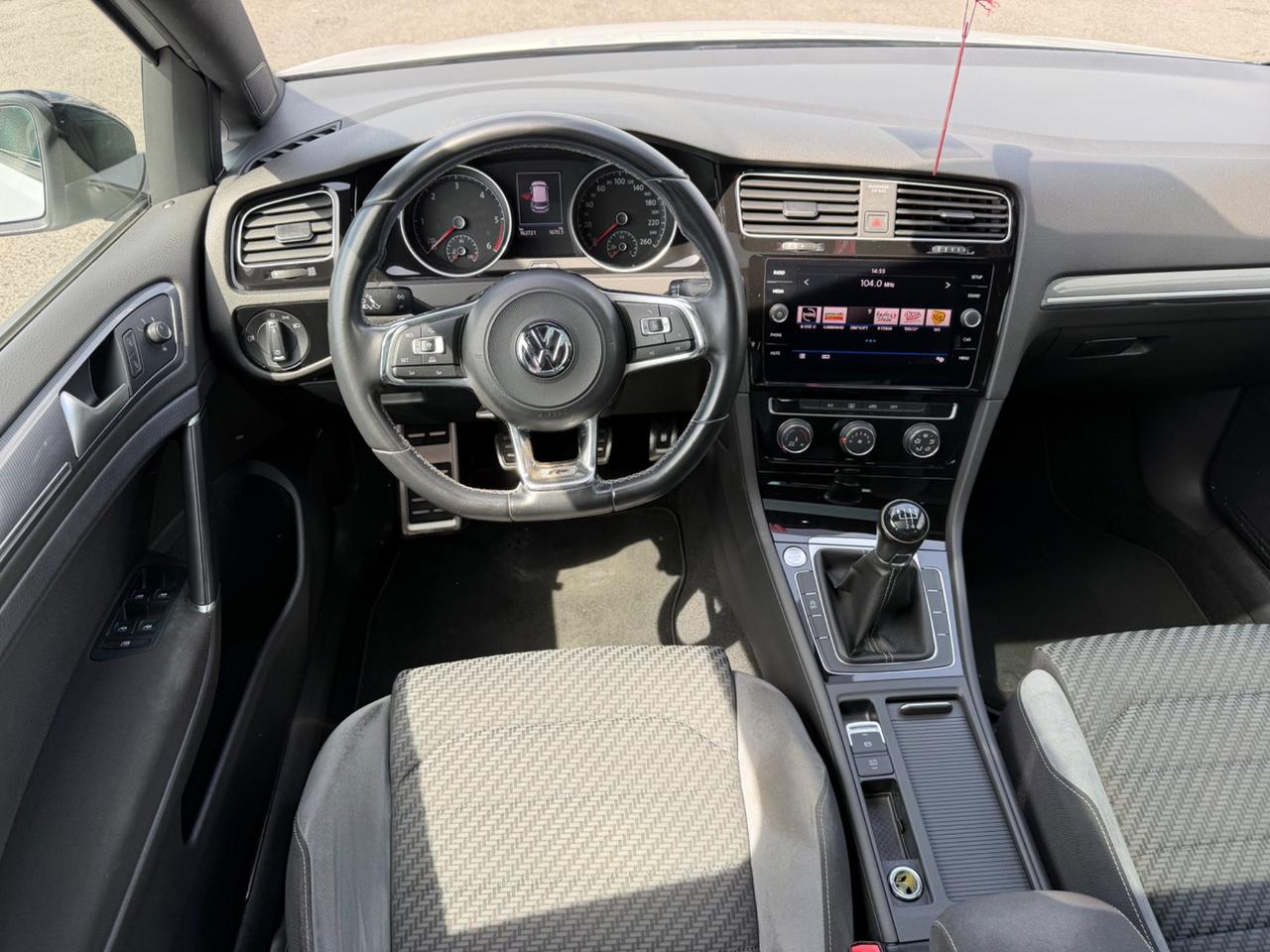 Volkswagen Golf 1.6 TDI 115 CV 5p. R-Line BlueMotion Technology