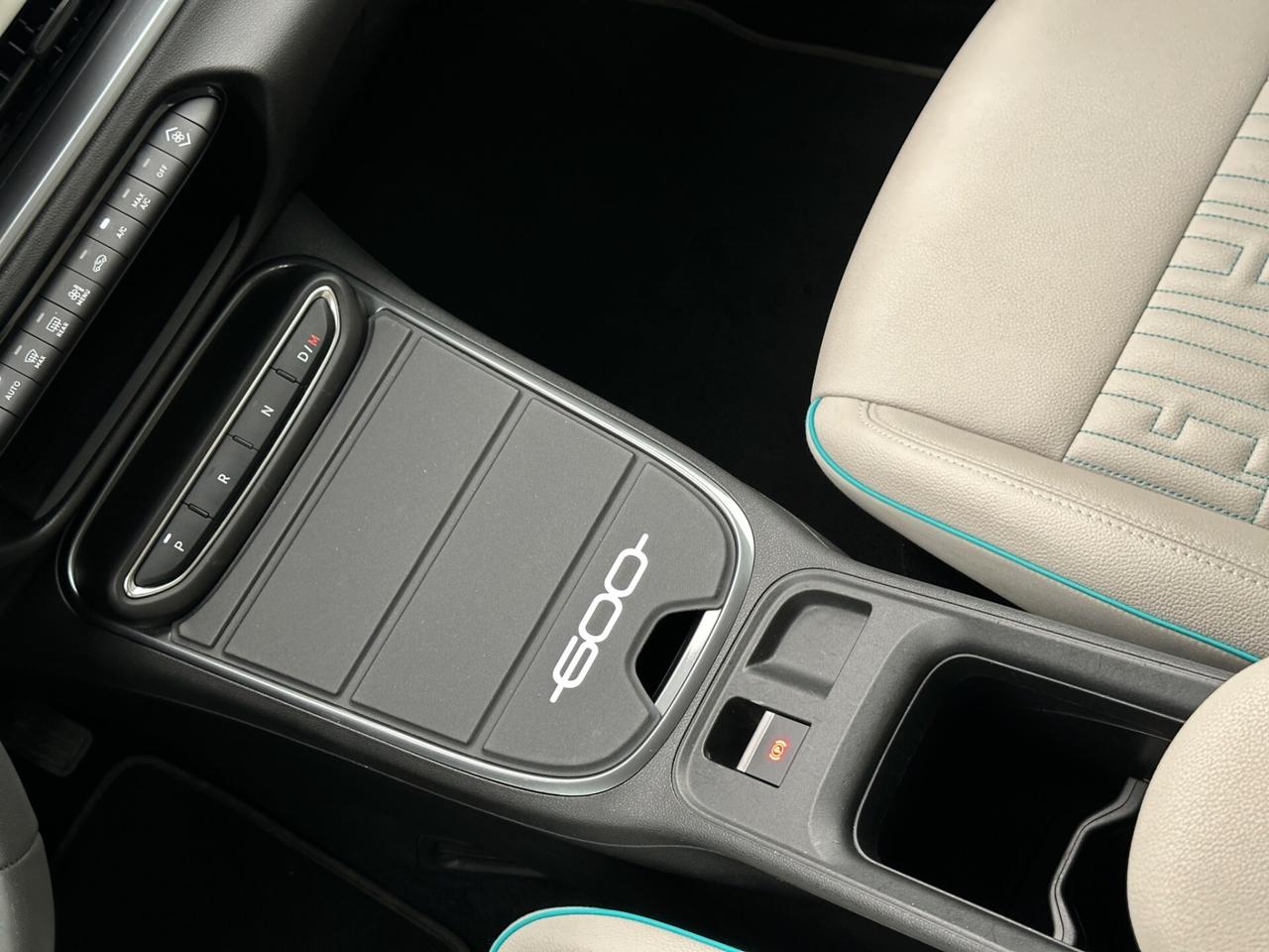 FIAT 600 Hybrid 110 CV DCT MHEV La Prima