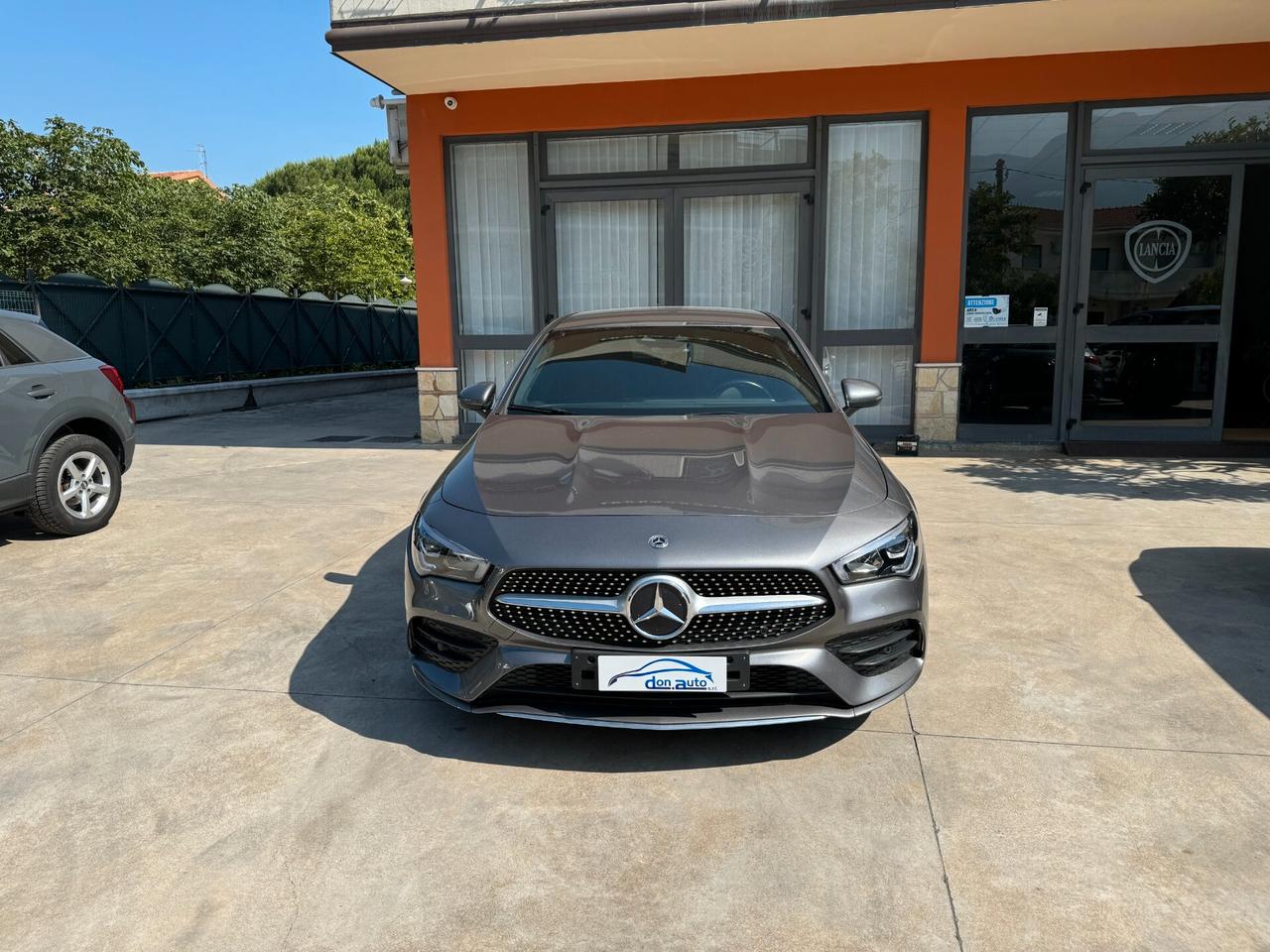 CLA 200 d Automatic Premium / Amg