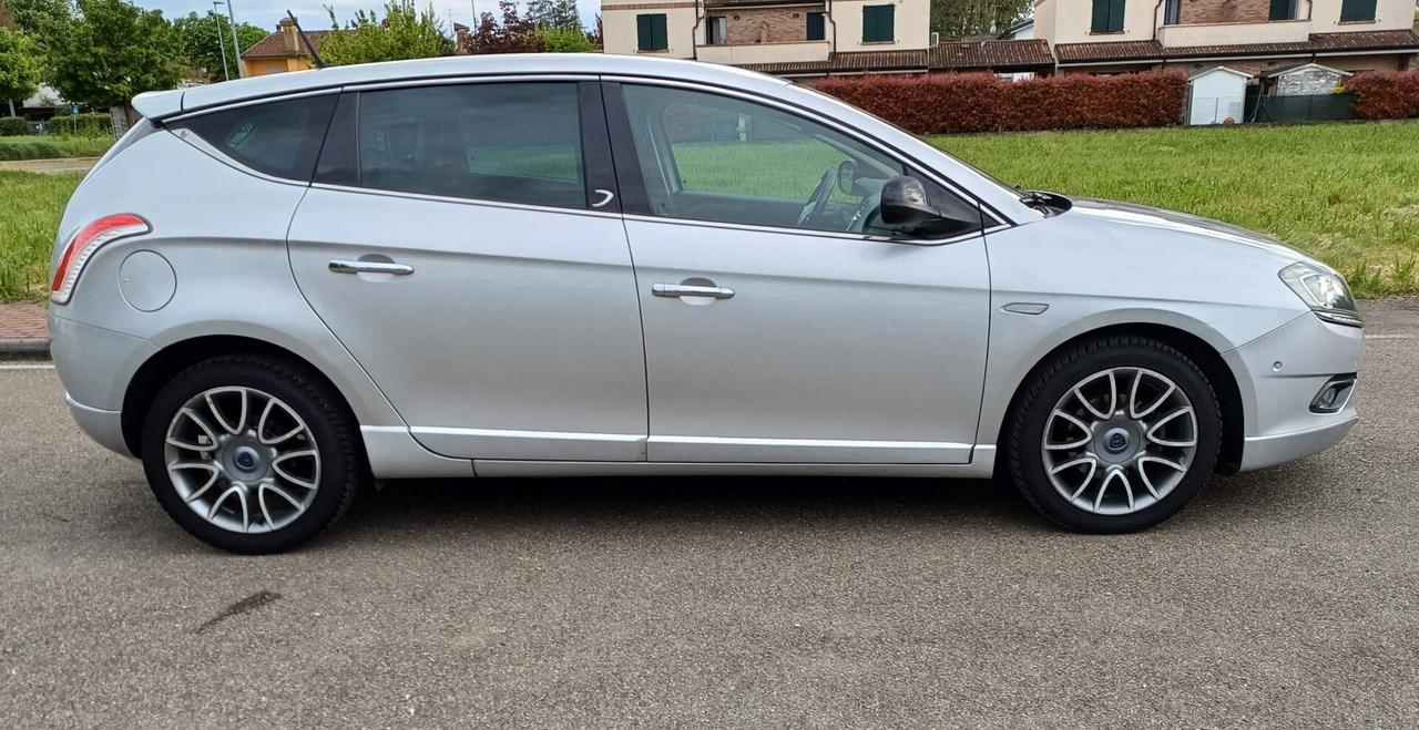 Lancia Delta 1.6 MJT DPF Gold