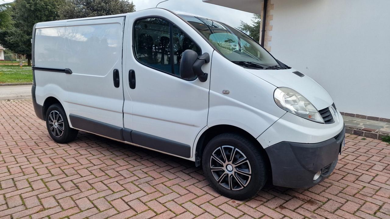 Renault Trafic T29 2.0 dCi/115 PC-TA Furgone DPF