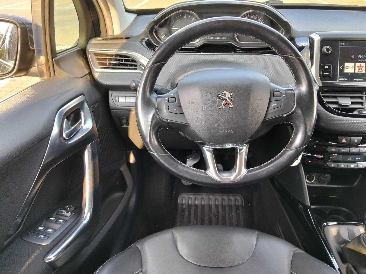 Peugeot 2008 BlueHDi 100 GT Line*Navi*Camera*Pelle*Euro6