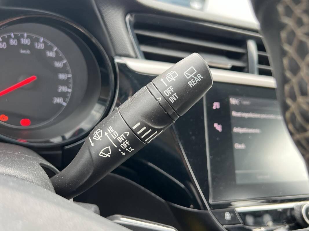 Opel Corsa 1.5 Edition s&s 100cv Con CARPLAY