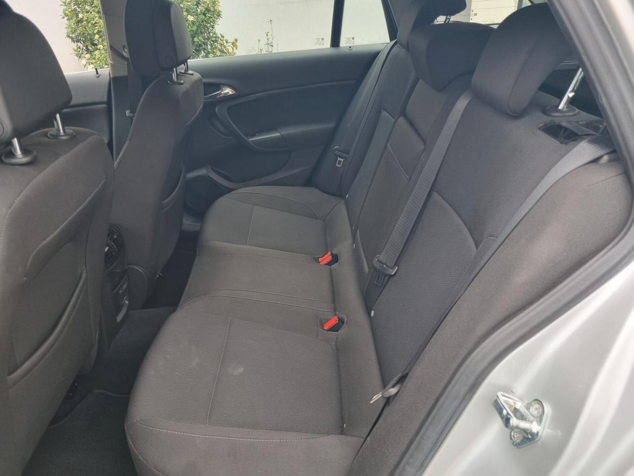 Opel Insignia 2.0 CDTI Sports Tourer Cosmo