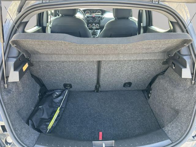 LANCIA Ypsilon 1.0 FireFly 5 porte S&S Hybrid Ecochic Silver